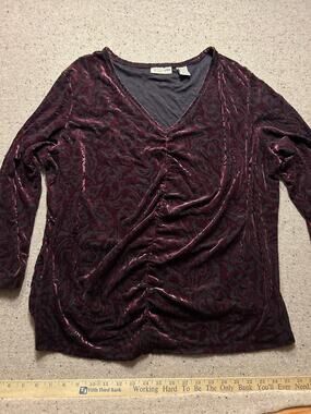 Plus Size Velvet Burnout Top Burgundy Black 24/26 Whimsigoth Dark Romantic